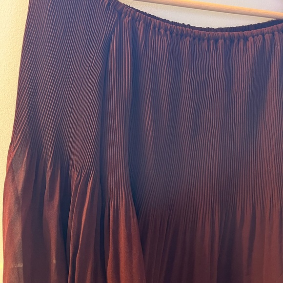 Like New Wilfred Off-Shoulder Blouse - Picture 3 of 4